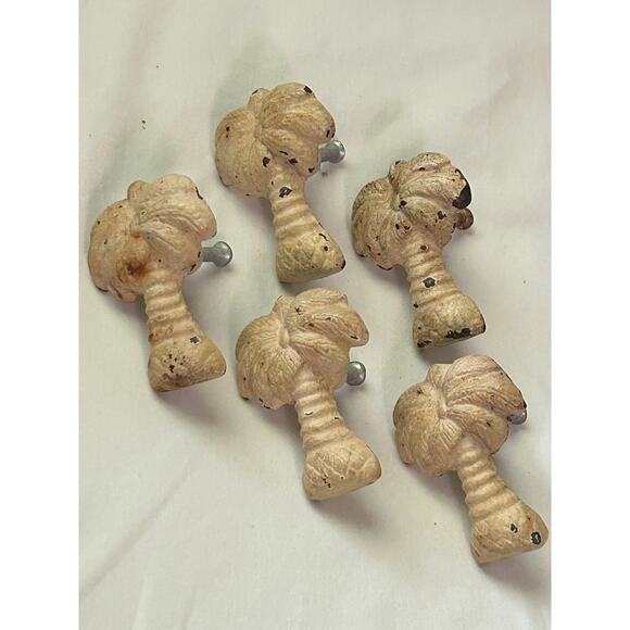 Vintage Cast Iron Palm Tree Drawer Pulls-Handles 2.5"-Chippy Paint-With Screws - Picture 1 of 5